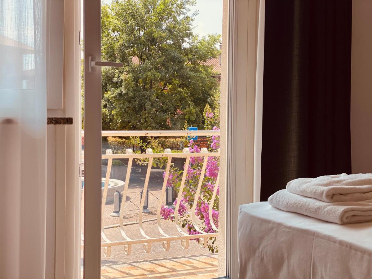 Hotel Riviera Magnano in Riviera Ngoại thất bức ảnh