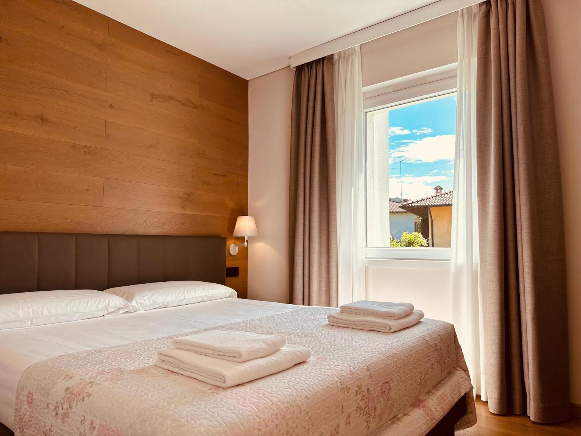 Hotel Riviera Magnano in Riviera Ngoại thất bức ảnh