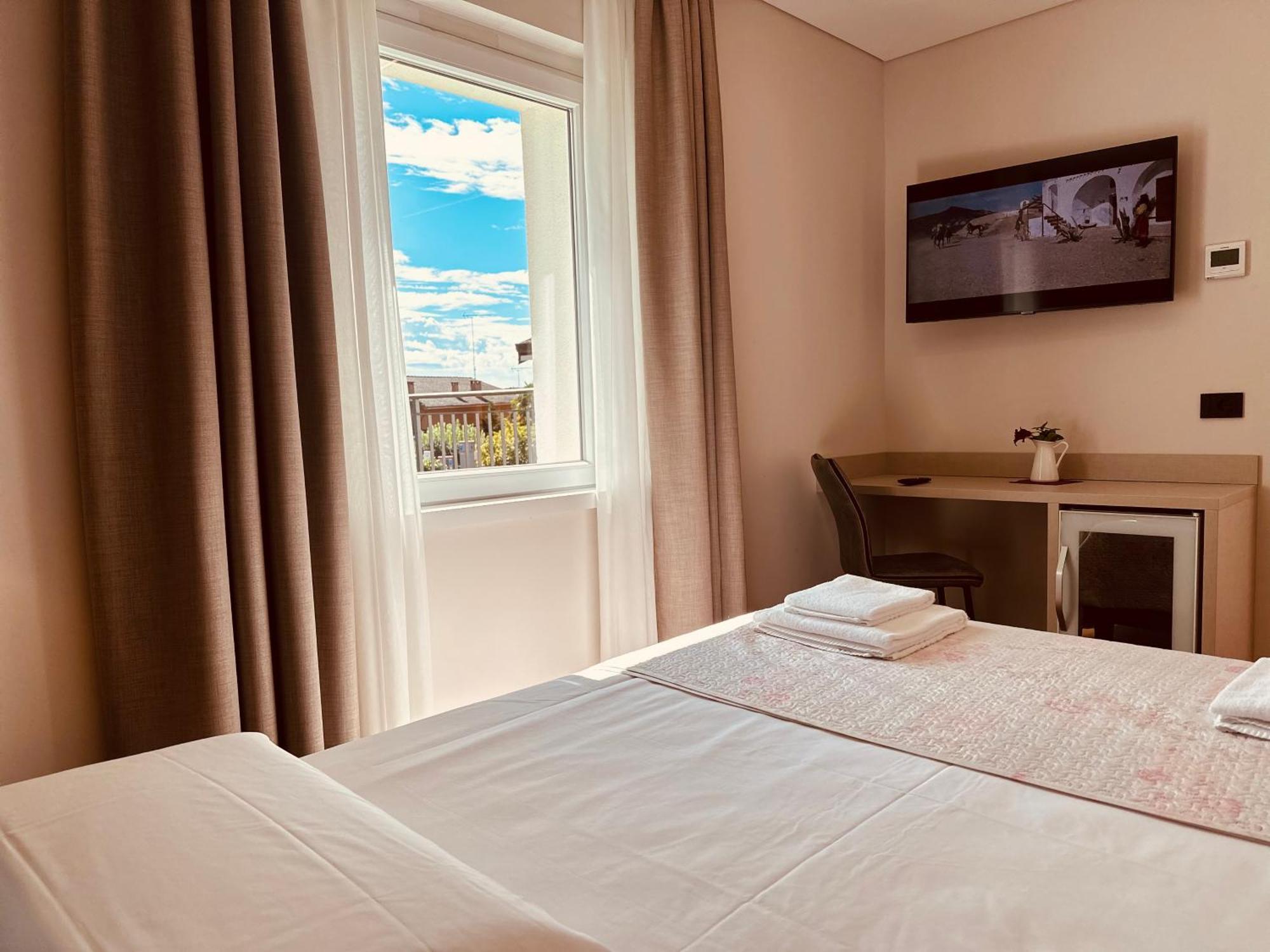 Hotel Riviera Magnano in Riviera Ngoại thất bức ảnh